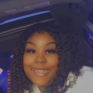 Meet your Posher, Arianna